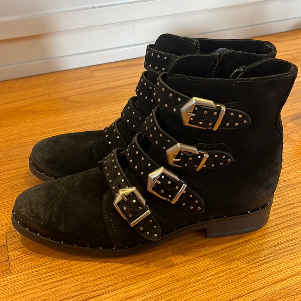 Mix mooz buckle bootie